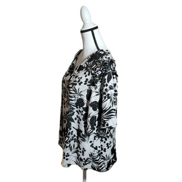 Worthington Womens Medium Black Floral Print Flutter Sleeve V Neck Blouse Top - Picture 2 of 7